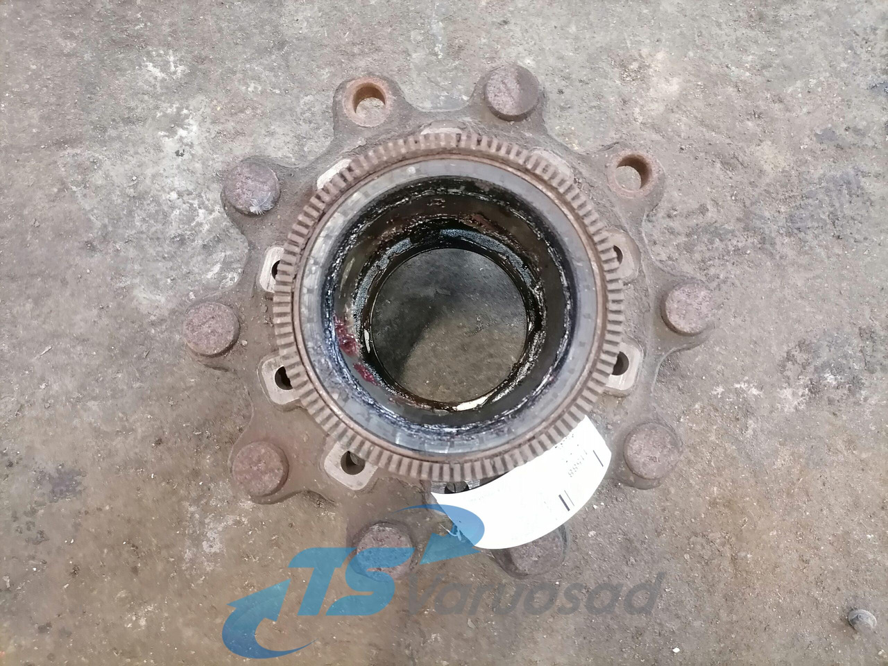 Scania Wheel hub 1800283 - Hub for Truck: picture 2 Scania Wheel hub 1800283 - Hub for Truck: picture 2