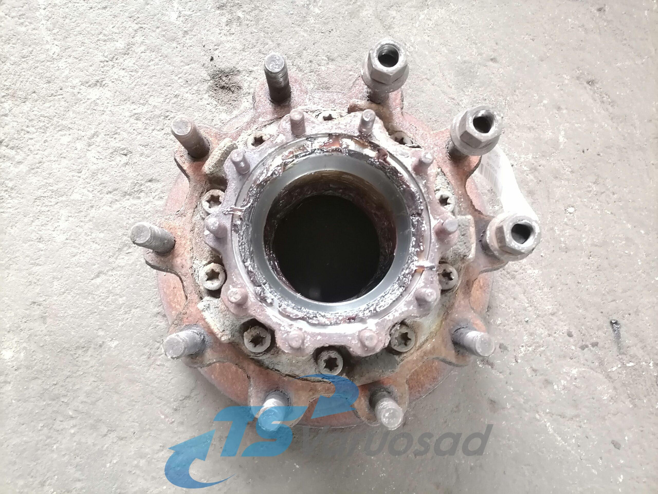 Scania Wheel hub 2290542 - Hub for Truck: picture 2 Scania Wheel hub 2290542 - Hub for Truck: picture 2
