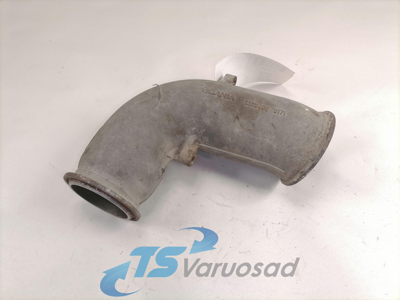 Scania intercooler pipe 1375488 - Intercooler for Truck: picture 1 Scania intercooler pipe 1375488 - Intercooler for Truck: picture 1