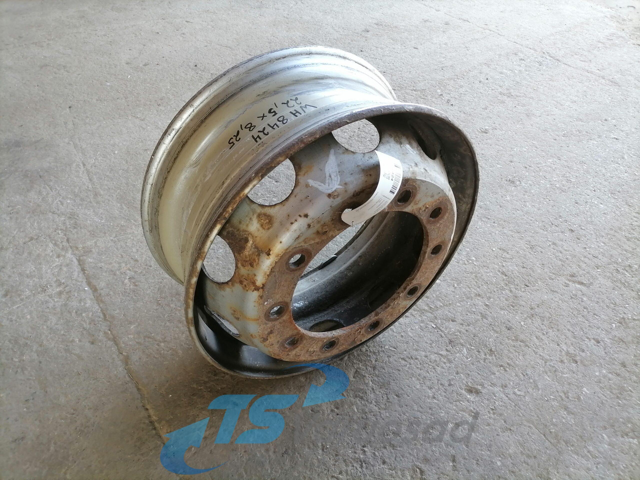 Universaalne Velg 22.5x8.25 225x825 - Wheels and tires for Truck: picture 1 Universaalne Velg 22.5x8.25 225x825 - Wheels and tires for Truck: picture 1