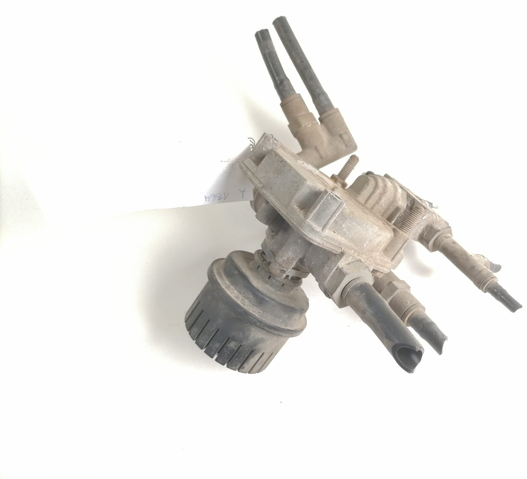 Volvo Air pressure control valve 3173150 - Brake valve for Truck: picture 2 Volvo Air pressure control valve 3173150 - Brake valve for Truck: picture 2