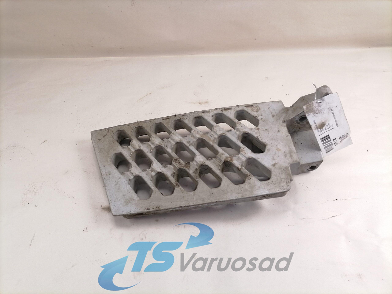 Volvo Astmelaua aste 82171603 - Footstep for Truck: picture 1 Volvo Astmelaua aste 82171603 - Footstep for Truck: picture 1