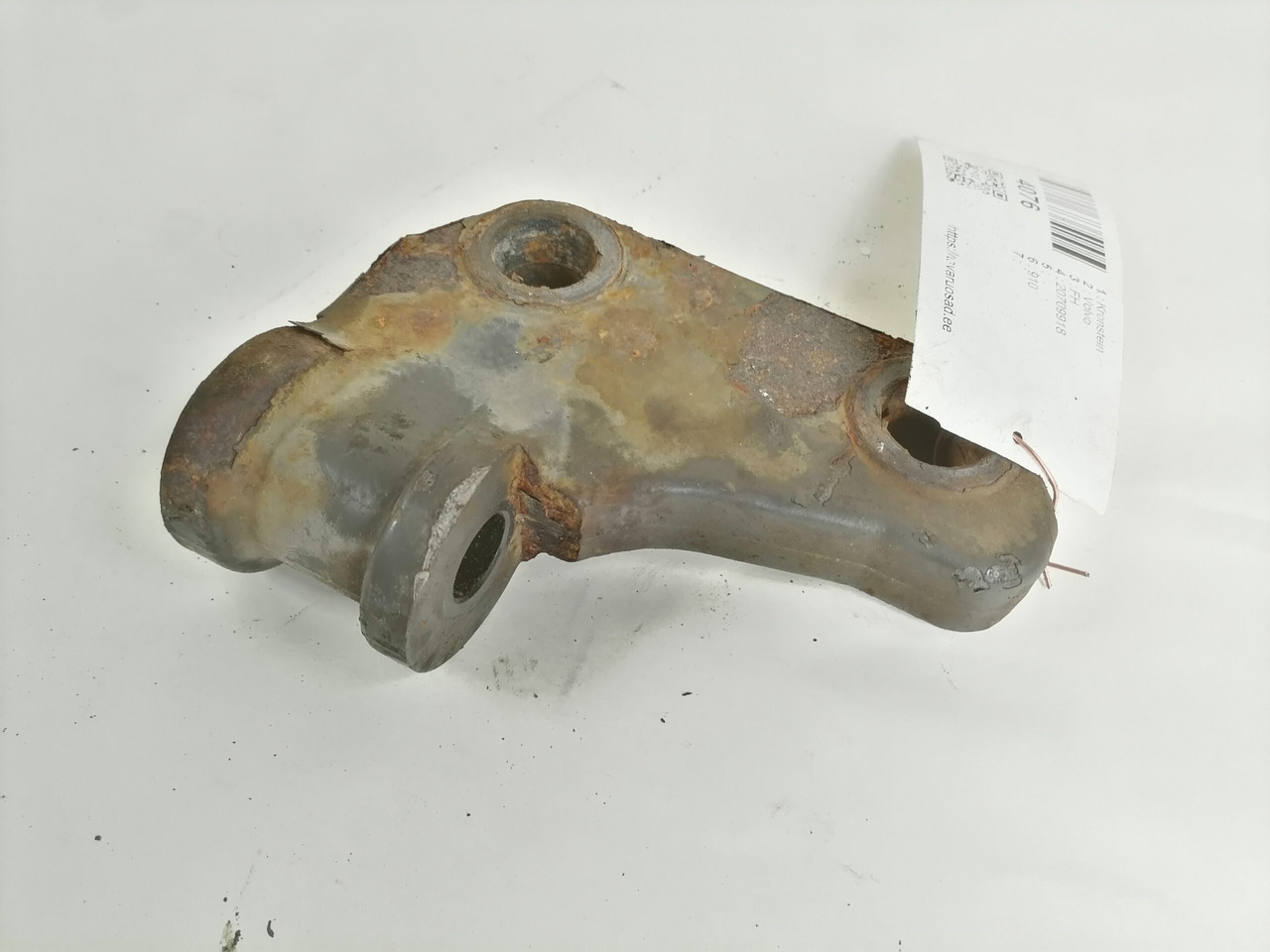 Volvo Bracket 20709918 - Frame/ Chassis for Truck: picture 2 Volvo Bracket 20709918 - Frame/ Chassis for Truck: picture 2
