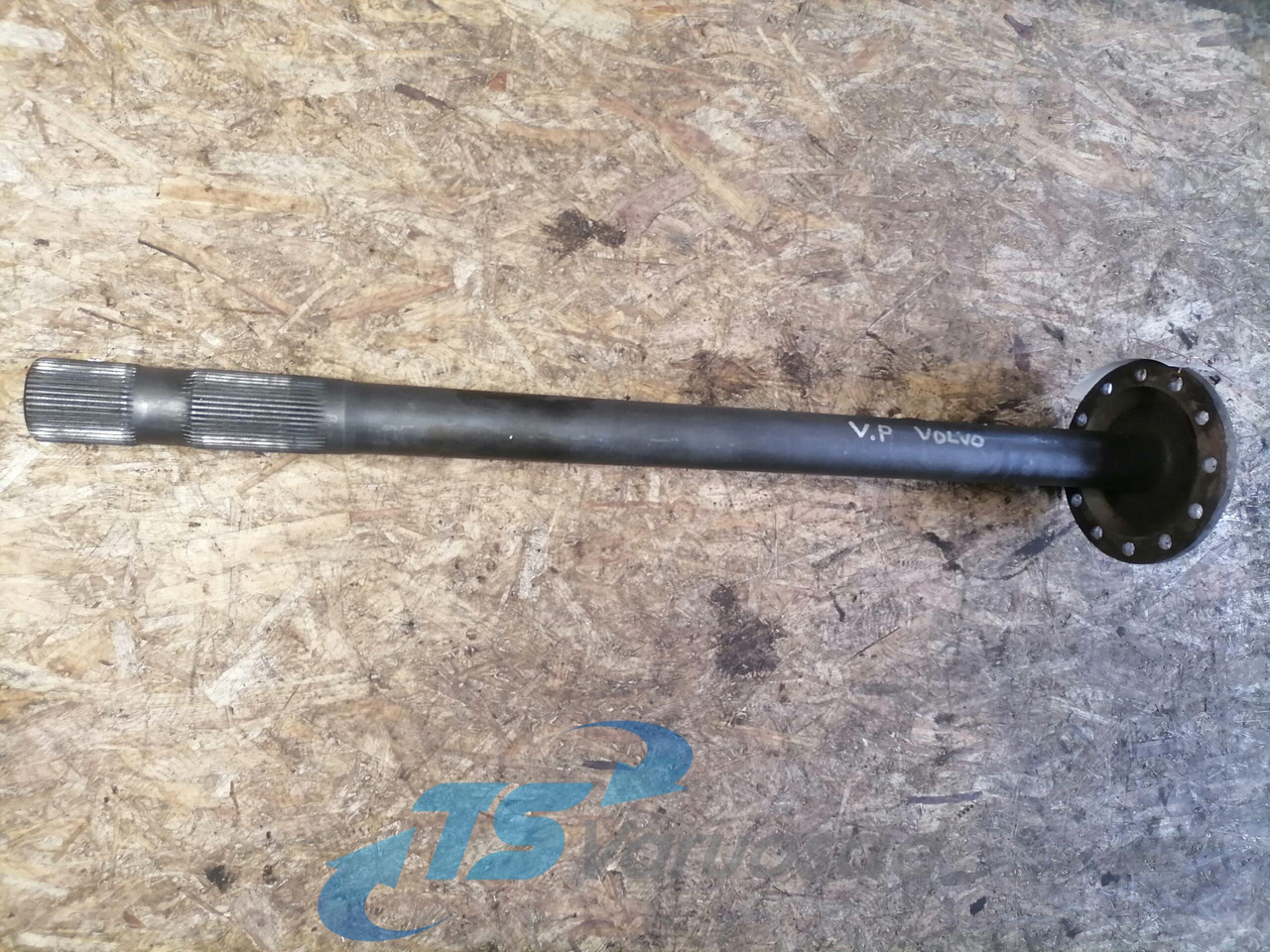 Volvo Drive shaft 20836831 - Drive shaft for Truck: picture 2 Volvo Drive shaft 20836831 - Drive shaft for Truck: picture 2