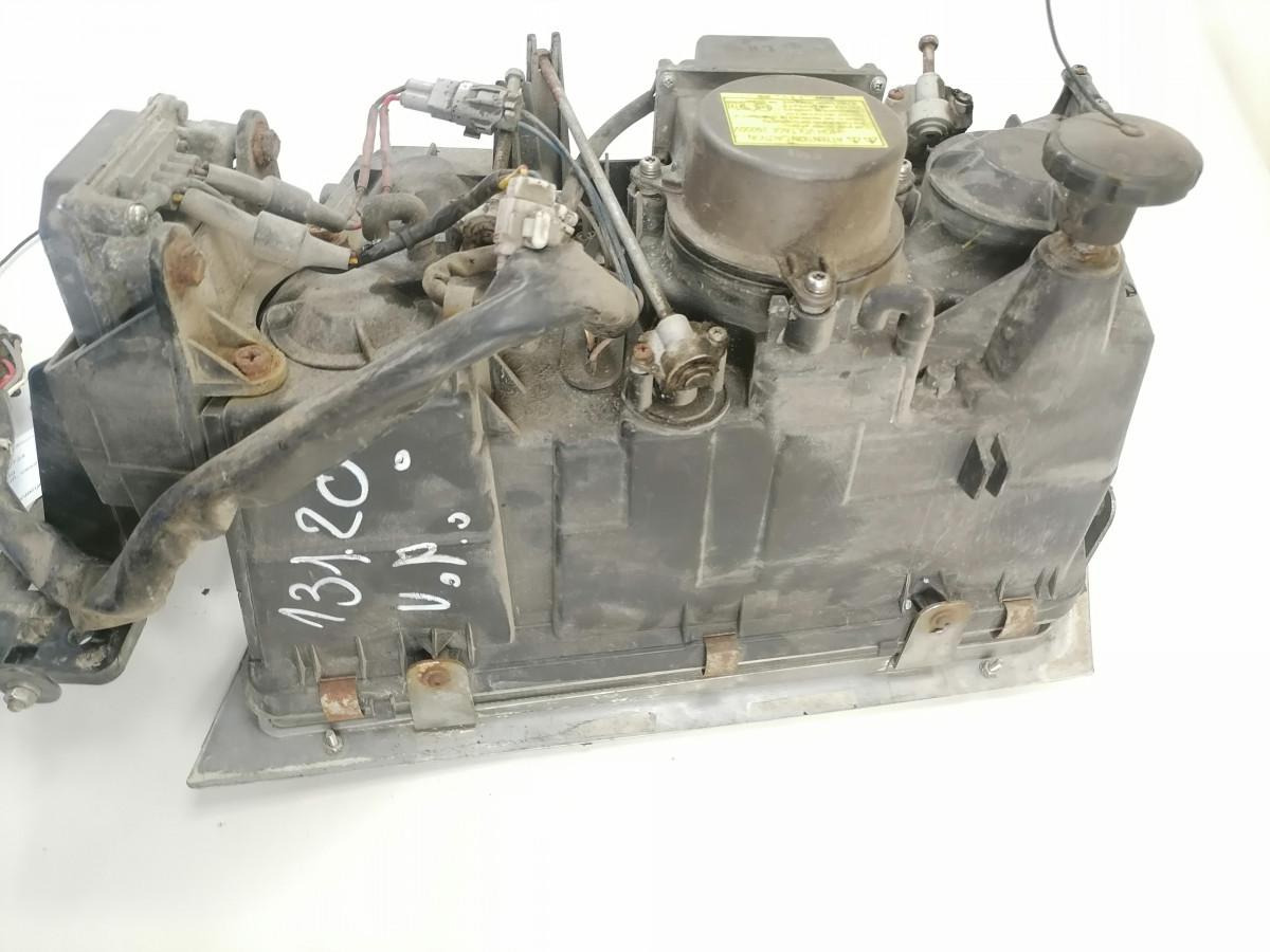 Volvo Esituli, xenon 20713724 - Lights/ Lighting for Truck: picture 3 Volvo Esituli, xenon 20713724 - Lights/ Lighting for Truck: picture 3