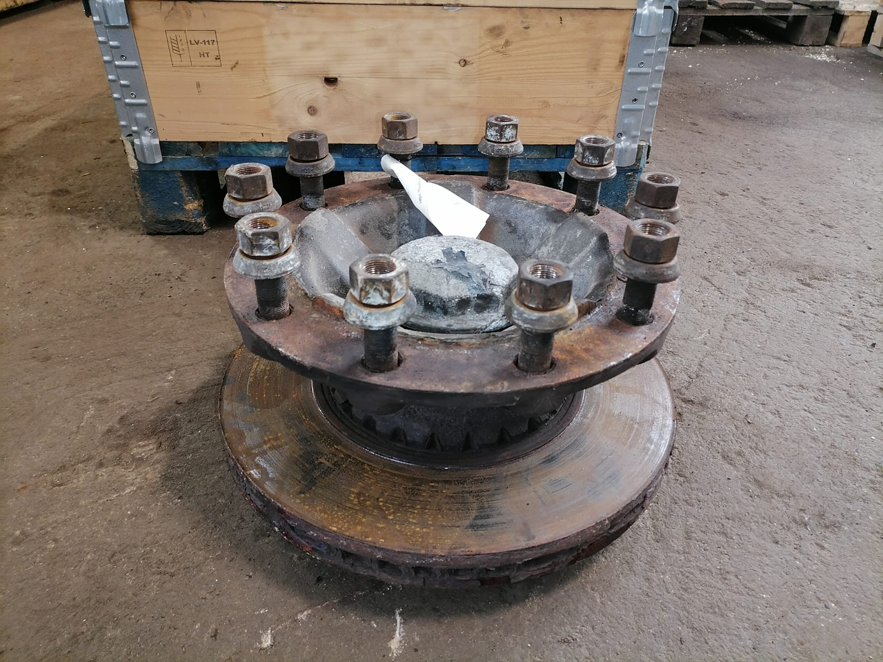 Volvo First wheel hub 1026798 - Hub for Truck: picture 4 Volvo First wheel hub 1026798 - Hub for Truck: picture 4