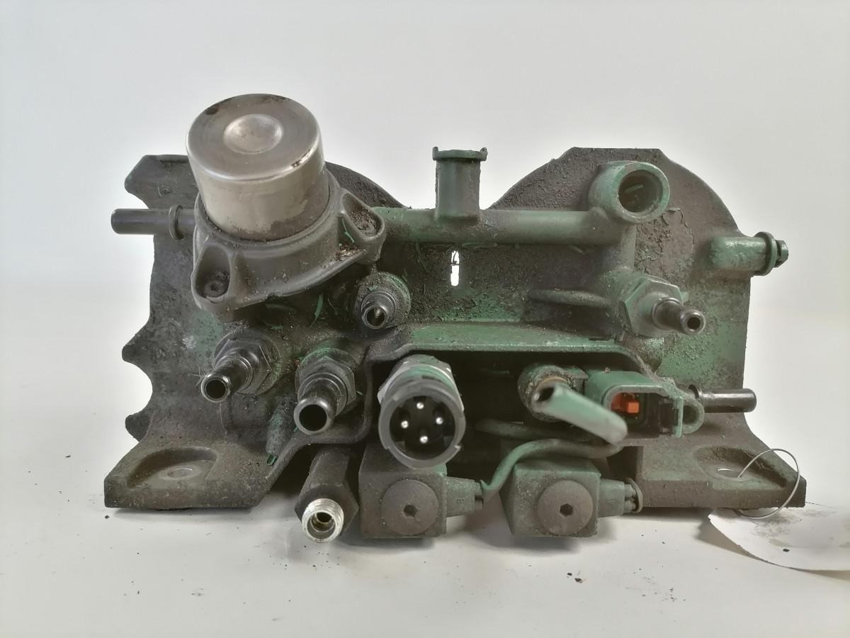 Volvo Fuel filter unit 22502424 - Fuel filter for Truck: picture 5 Volvo Fuel filter unit 22502424 - Fuel filter for Truck: picture 5