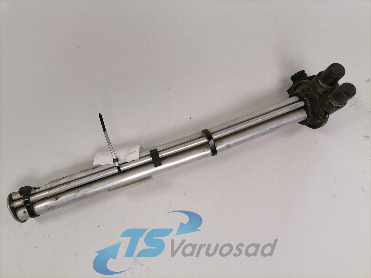 Volvo Fuel pick up 20732297 - Fuel processing/ Fuel delivery for Truck: picture 1 Volvo Fuel pick up 20732297 - Fuel processing/ Fuel delivery for Truck: picture 1