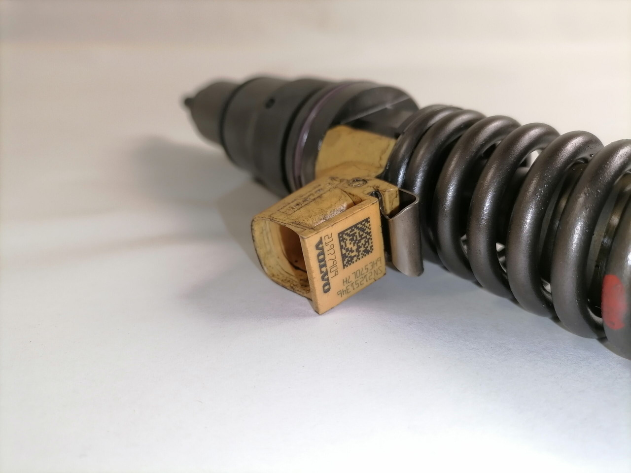 Volvo Injector 21977909 - Fuel pump for Truck: picture 4 Volvo Injector 21977909 - Fuel pump for Truck: picture 4