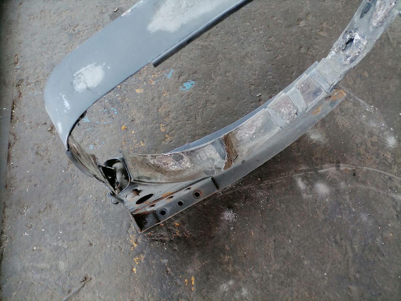 Volvo Kütusepaagi kandur, Volvo 20526488 - Fuel tank for Truck: picture 5 Volvo Kütusepaagi kandur, Volvo 20526488 - Fuel tank for Truck: picture 5