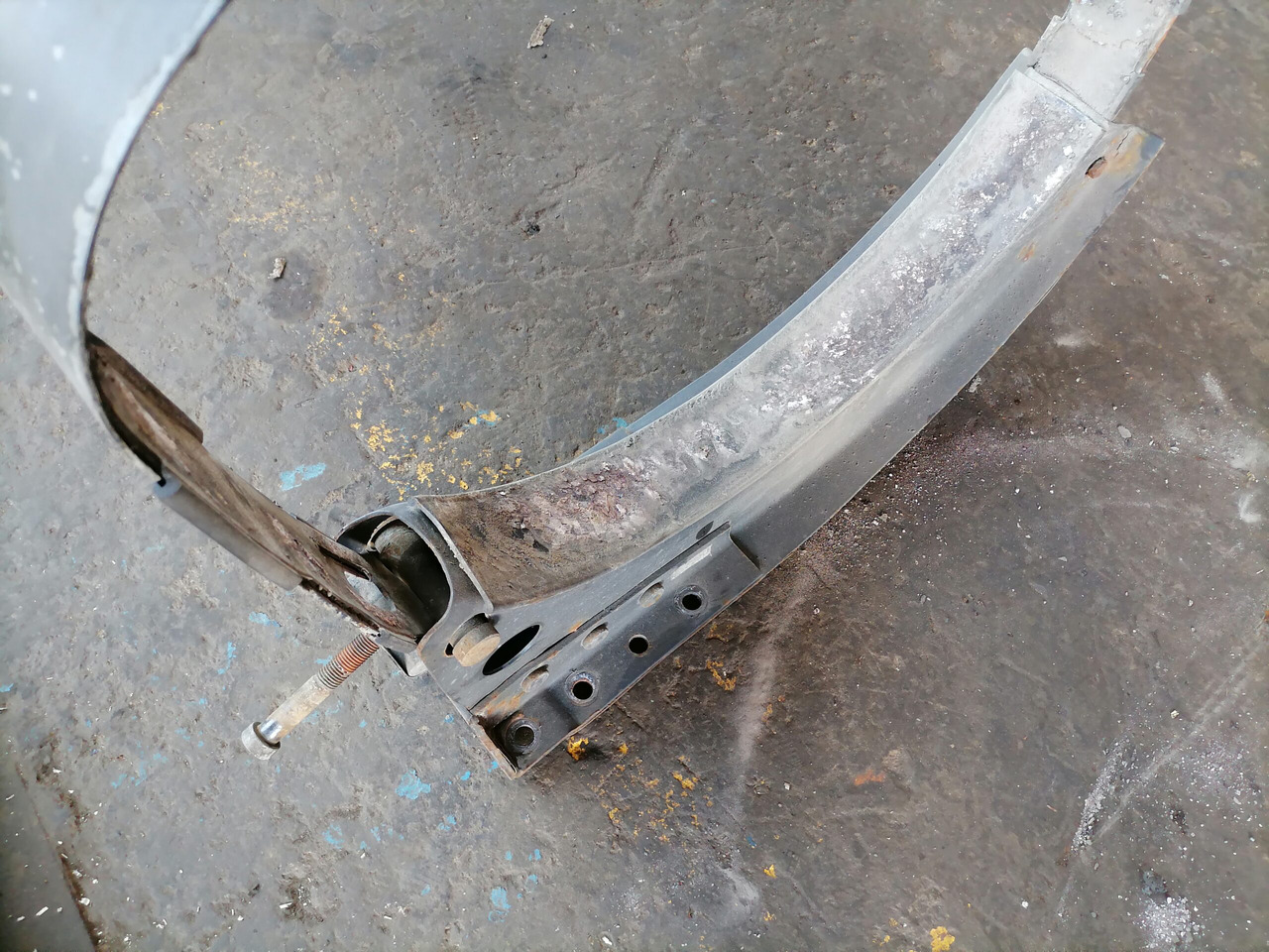 Volvo Kütusepaagi kandur, Volvo 20526488 - Fuel tank for Truck: picture 5 Volvo Kütusepaagi kandur, Volvo 20526488 - Fuel tank for Truck: picture 5