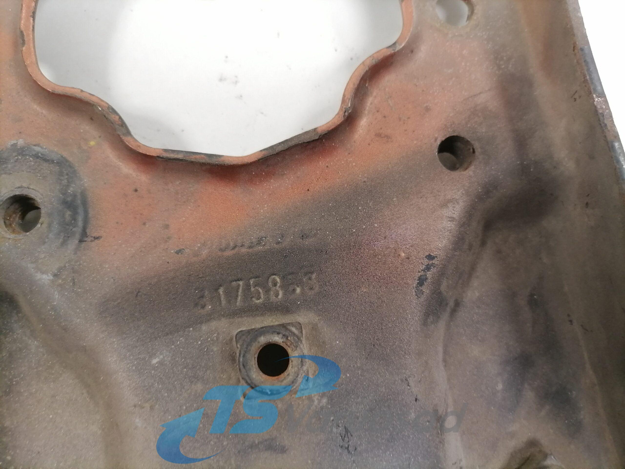 Volvo Light bracket 3175888 - Lights/ Lighting for Truck: picture 3 Volvo Light bracket 3175888 - Lights/ Lighting for Truck: picture 3