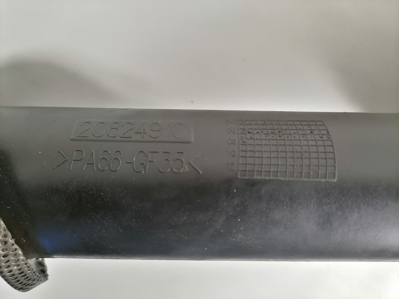 Volvo Oil pick up 20824910 - Engine and parts for Truck: picture 4 Volvo Oil pick up 20824910 - Engine and parts for Truck: picture 4