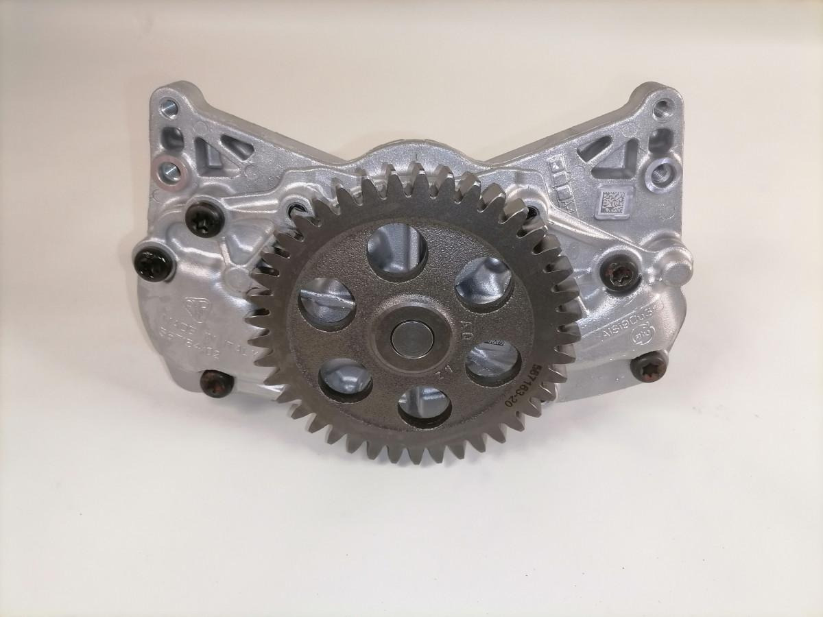 Volvo Oil pump 23297893 - Oil pump for Truck: picture 5 Volvo Oil pump 23297893 - Oil pump for Truck: picture 5