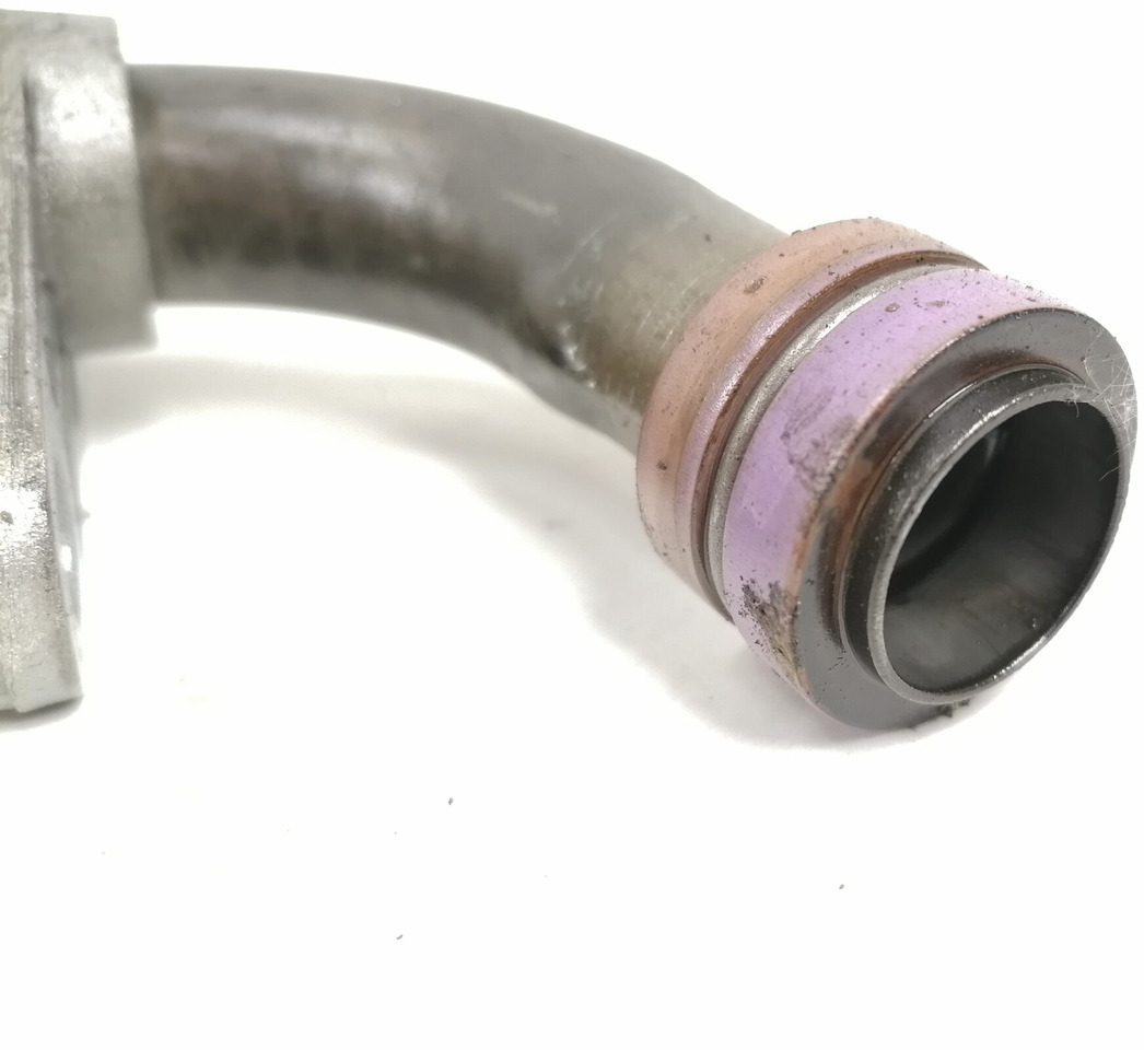 Volvo Oil pump pipe 20498189 - Oil pump for Truck: picture 3 Volvo Oil pump pipe 20498189 - Oil pump for Truck: picture 3