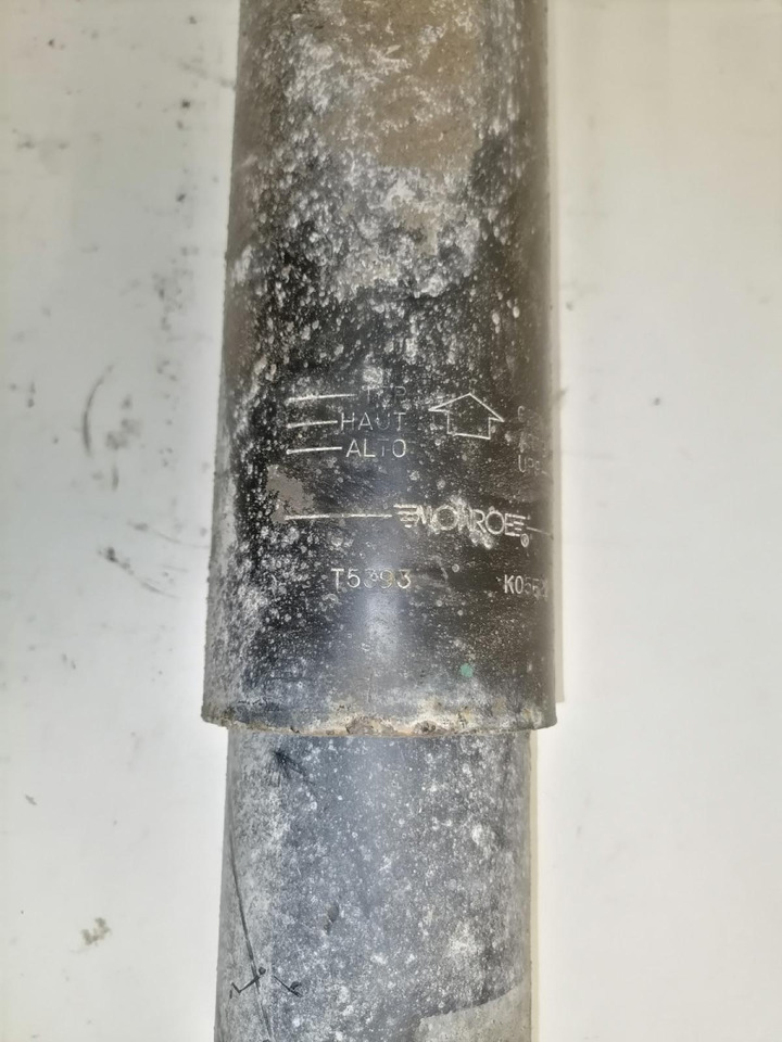 Volvo Rear axel shock absorber 20766063 - Shock absorber for Truck: picture 4 Volvo Rear axel shock absorber 20766063 - Shock absorber for Truck: picture 4