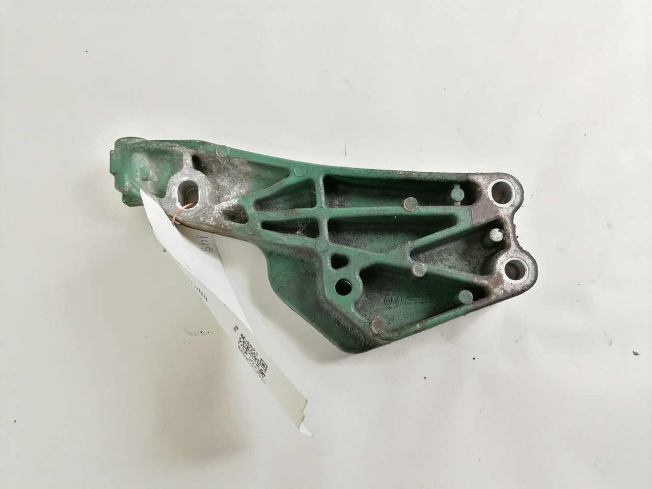 Volvo Rihmapinguti kandur 21554547 - Engine and parts for Truck: picture 3 Volvo Rihmapinguti kandur 21554547 - Engine and parts for Truck: picture 3