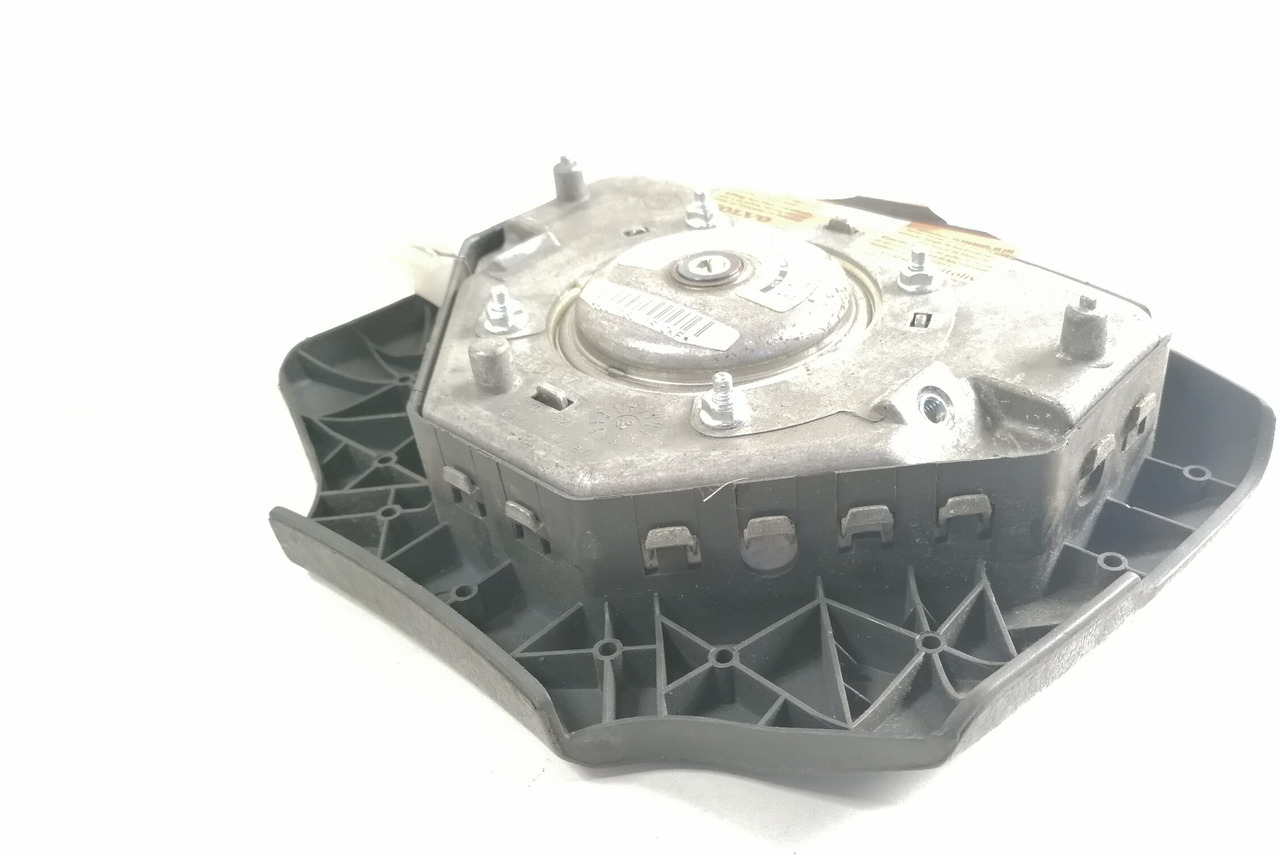 Volvo Rooli keskmine kate / airbag 20360939 - Steering for Truck: picture 2 Volvo Rooli keskmine kate / airbag 20360939 - Steering for Truck: picture 2