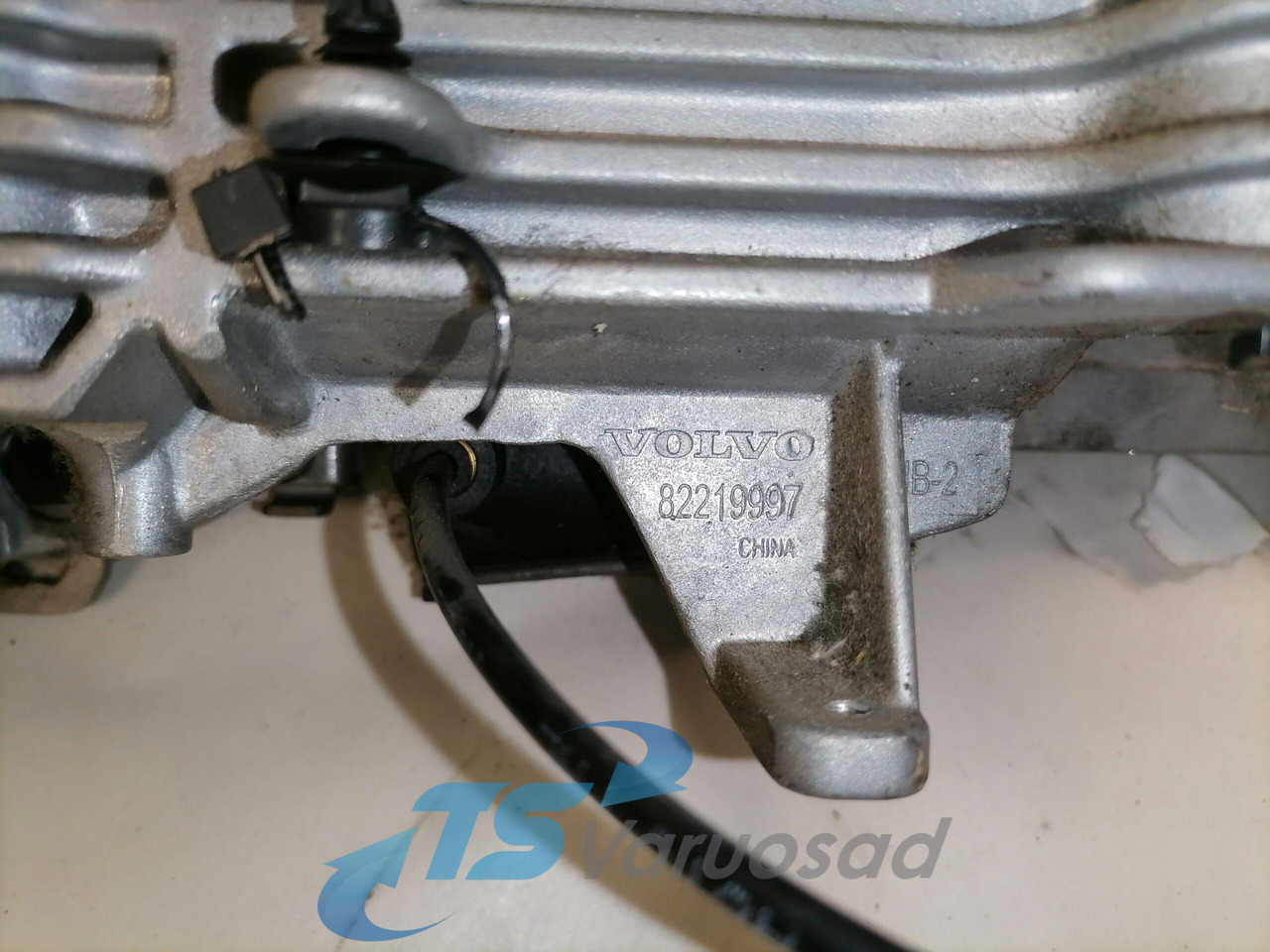 Volvo Roolisammas 82630789 - Steering column for Truck: picture 4 Volvo Roolisammas 82630789 - Steering column for Truck: picture 4