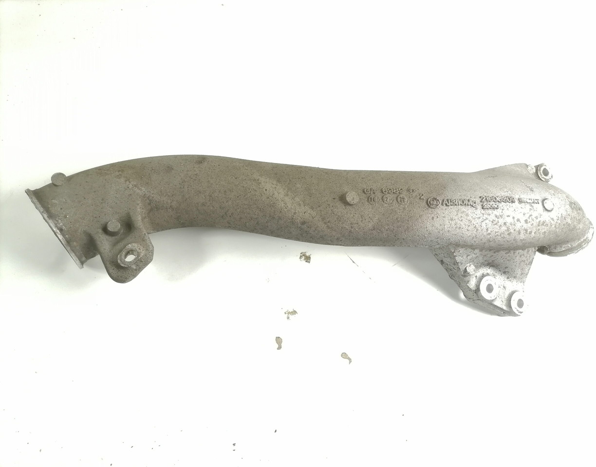 Volvo intercooler pipe 21808309 - Intercooler for Truck: picture 1 Volvo intercooler pipe 21808309 - Intercooler for Truck: picture 1