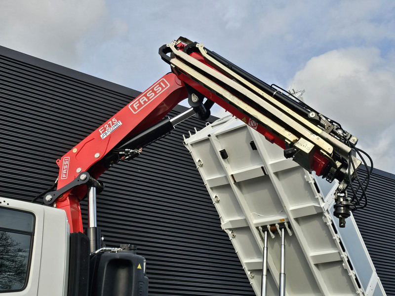 DAF CF 530 8x4-4 / FASSI 27.5 t/m CRANE + TIPPER - Tipper, Crane truck: picture 3 DAF CF 530 8x4-4 / FASSI 27.5 t/m CRANE + TIPPER - Tipper, Crane truck: picture 3