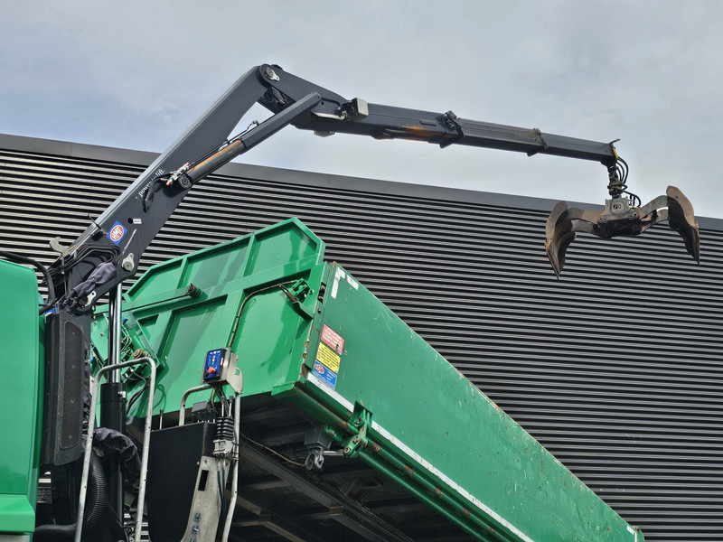 DAF TATRA 6X6 / T158/II / 2 SIDE TIPPER - HMF Z CRANE - Tipper, Crane truck: picture 2 DAF TATRA 6X6 / T158/II / 2 SIDE TIPPER - HMF Z CRANE - Tipper, Crane truck: picture 2