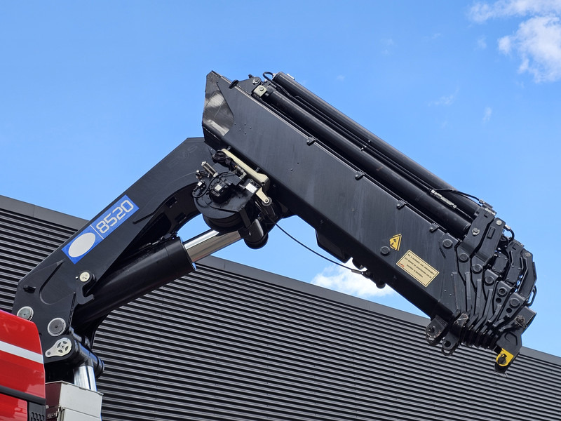 MAN TGX 37.480 8x2-6 / HMF 85 t/m CRANE / KRAN - Crane truck: picture 4 MAN TGX 37.480 8x2-6 / HMF 85 t/m CRANE / KRAN - Crane truck: picture 4