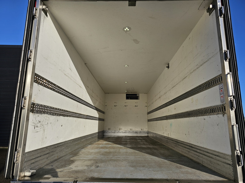 Refrigerator truck Scania P250 / LBW /4X2 / FRIGOBLOCK: picture 17