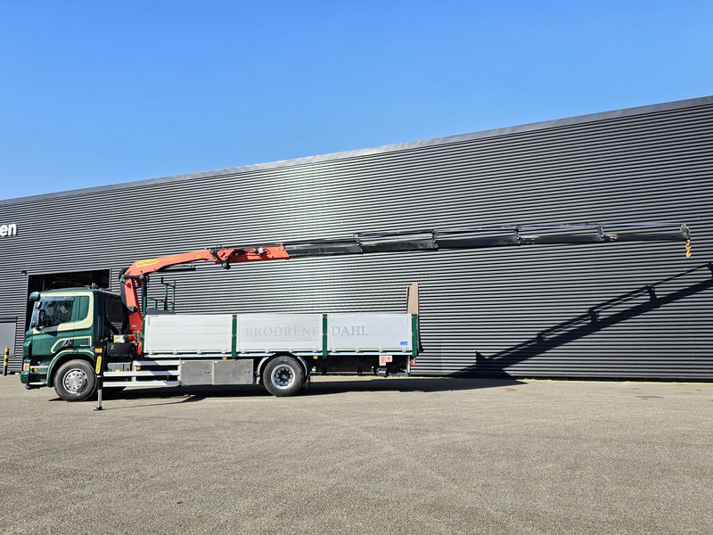 Scania P320 4x2 / PALFINGER 14 t/m - 14.6 mtr. - Dropside/ Flatbed truck, Crane truck: picture 3 Scania P320 4x2 / PALFINGER 14 t/m - 14.6 mtr. - Dropside/ Flatbed truck, Crane truck: picture 3