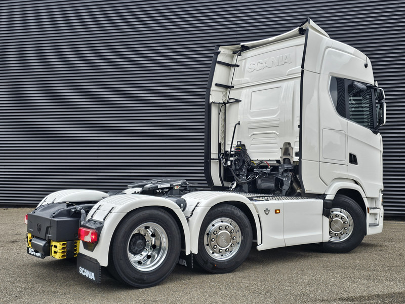 Scania S660 V8 6x2/4 / 2 x PTO / PARKING COOLER / FULL AIR - Tractor unit: picture 2 Scania S660 V8 6x2/4 / 2 x PTO / PARKING COOLER / FULL AIR - Tractor unit: picture 2