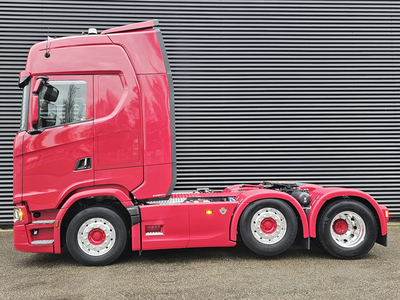Scania S660 V8 6x2/4 / RETARDER / HYDRAULIC / FULL AIR - Tractor unit: picture 4 Scania S660 V8 6x2/4 / RETARDER / HYDRAULIC / FULL AIR - Tractor unit: picture 4