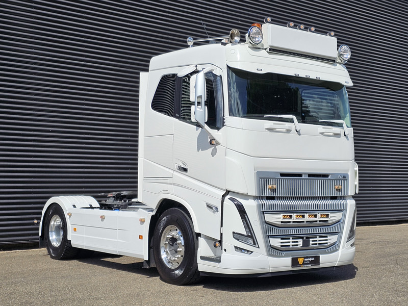 Volvo FH 16.750 4x2 / FULL AIR / RETARDER / I PARK COOL - Tractor unit: picture 4 Volvo FH 16.750 4x2 / FULL AIR / RETARDER / I PARK COOL - Tractor unit: picture 4