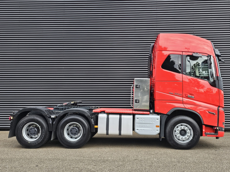 Volvo FH 16 650 / 6x4 BOOGIE / HYDRAULIC / RETARDER / DYNAMIC STEER - Truck: picture 5 Volvo FH 16 650 / 6x4 BOOGIE / HYDRAULIC / RETARDER / DYNAMIC STEER - Truck: picture 5