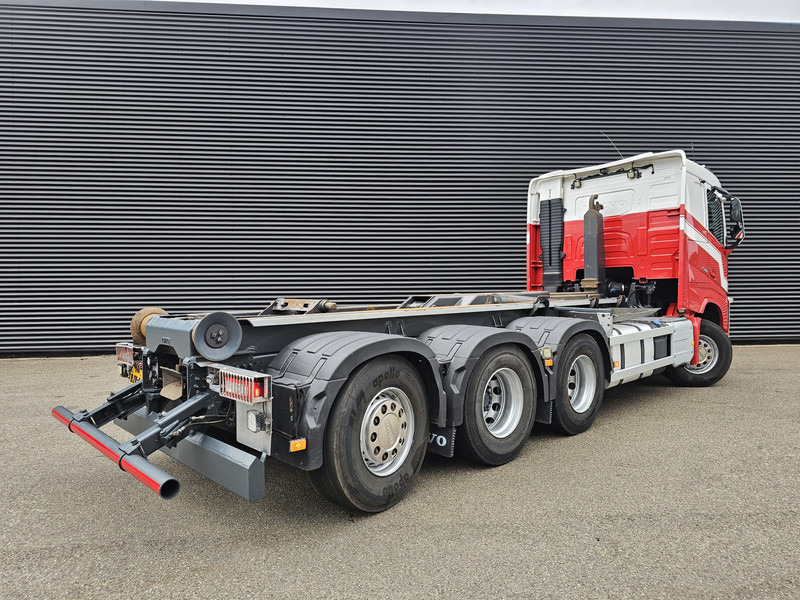 Volvo FH 500 8x4*4 / 30T HOOKLIFT - Hook lift truck: picture 2 Volvo FH 500 8x4*4 / 30T HOOKLIFT - Hook lift truck: picture 2