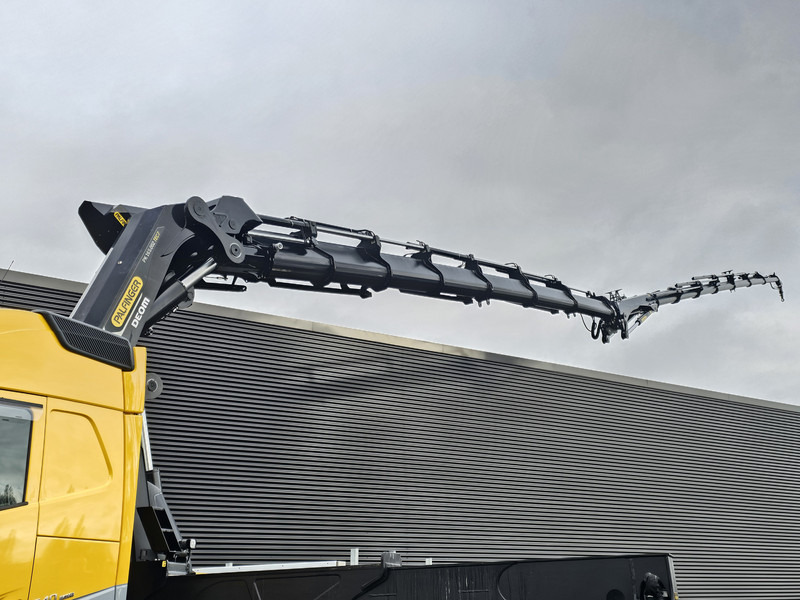 Volvo FH 540 8x4 / PALFINGER 165 TEC 7 + PJ300 / WINCH - Crane truck: picture 2 Volvo FH 540 8x4 / PALFINGER 165 TEC 7 + PJ300 / WINCH - Crane truck: picture 2