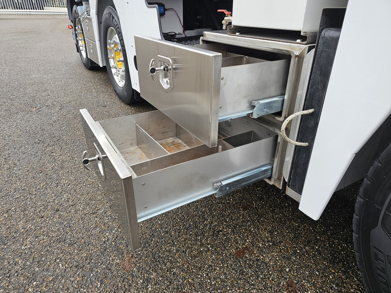 Crane truck Volvo FH 540 8x4 / PALFINGER 165 TEC 7 + PJ300 / WINCH: picture 20