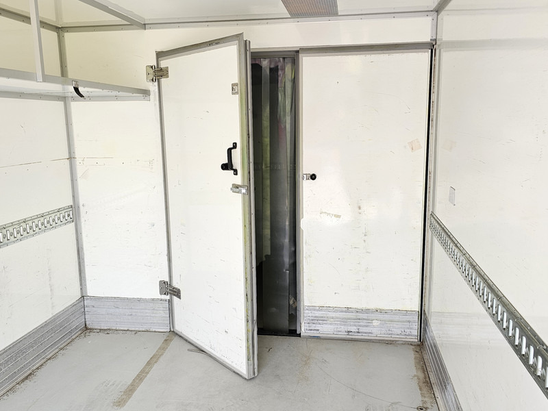 Box truck Volvo FL250 / ELECTRO-COOLING / 4X2 / ELECTRO-COOLING / KOFFER / LBW: picture 11