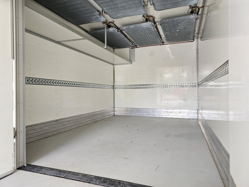 Box truck Volvo FL250 / ELECTRO-COOLING / 4X2 / ELECTRO-COOLING / KOFFER / LBW: picture 20