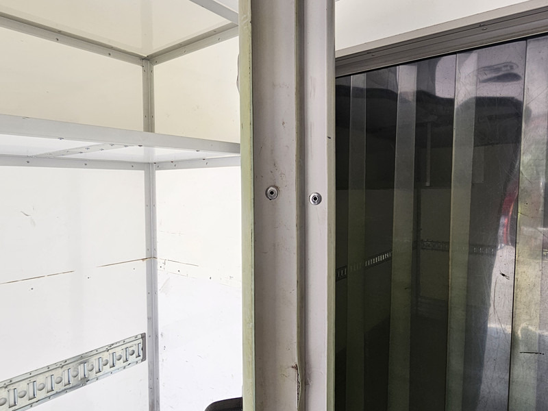 Box truck Volvo FL250 / ELECTRO-COOLING / 4X2 / ELECTRO-COOLING / KOFFER / LBW: picture 15