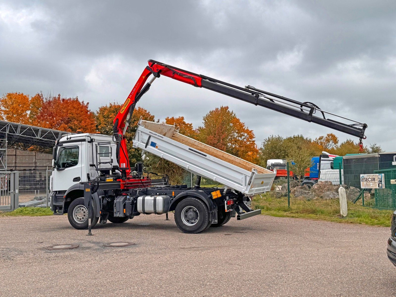 Mercedes-Benz 1840  2140 4X2 Kipper % Kran mit Funk Top Zust. leasing Mercedes-Benz 1840  2140 4X2 Kipper % Kran mit Funk Top Zust.: picture 18