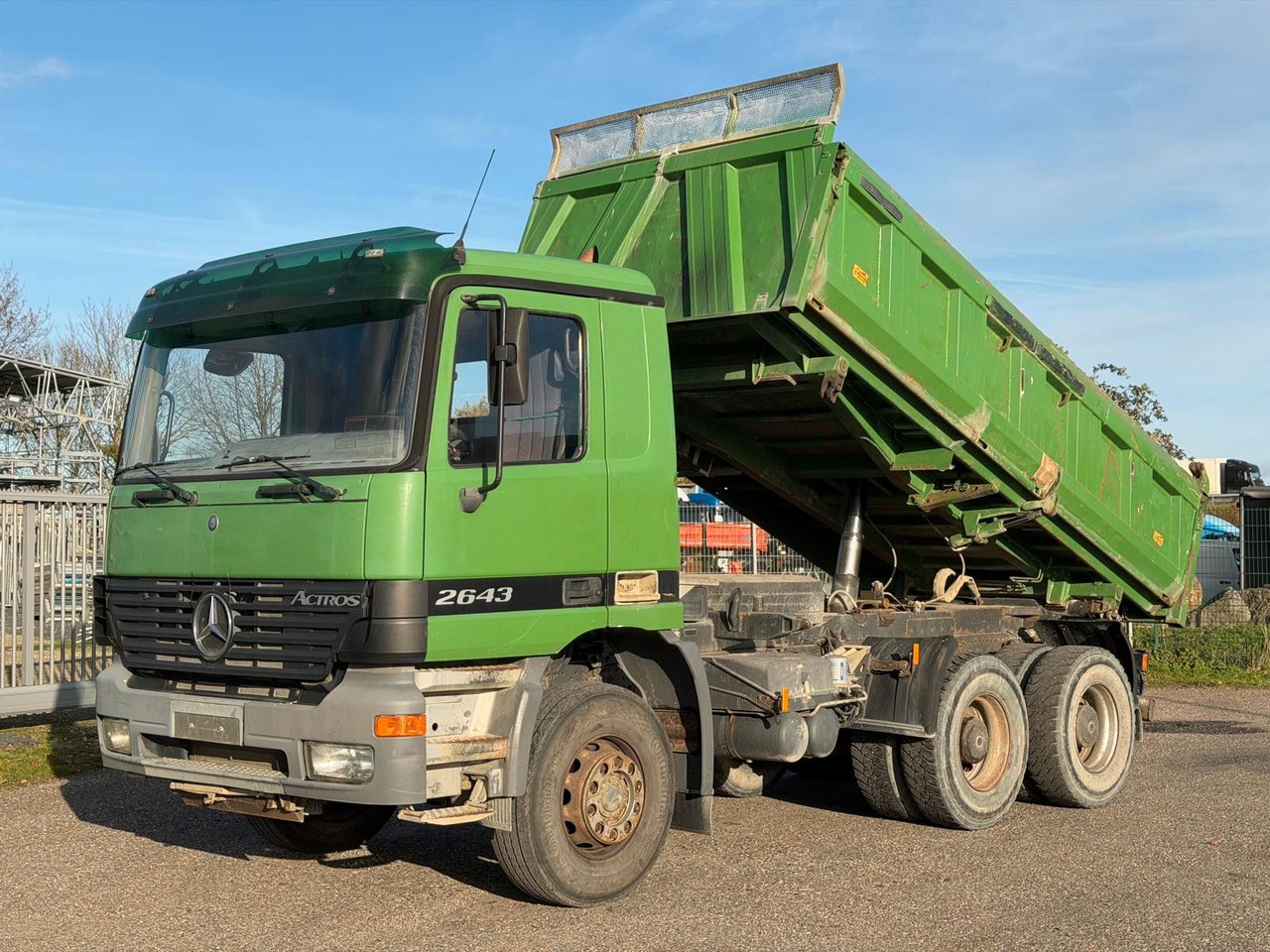 Mercedes-Benz 2643 6x4 Meiller 3S. Kipper Bordmatik | Blatt/Bl - Tipper: picture 1 Mercedes-Benz 2643 6x4 Meiller 3S. Kipper Bordmatik | Blatt/Bl - Tipper: picture 1