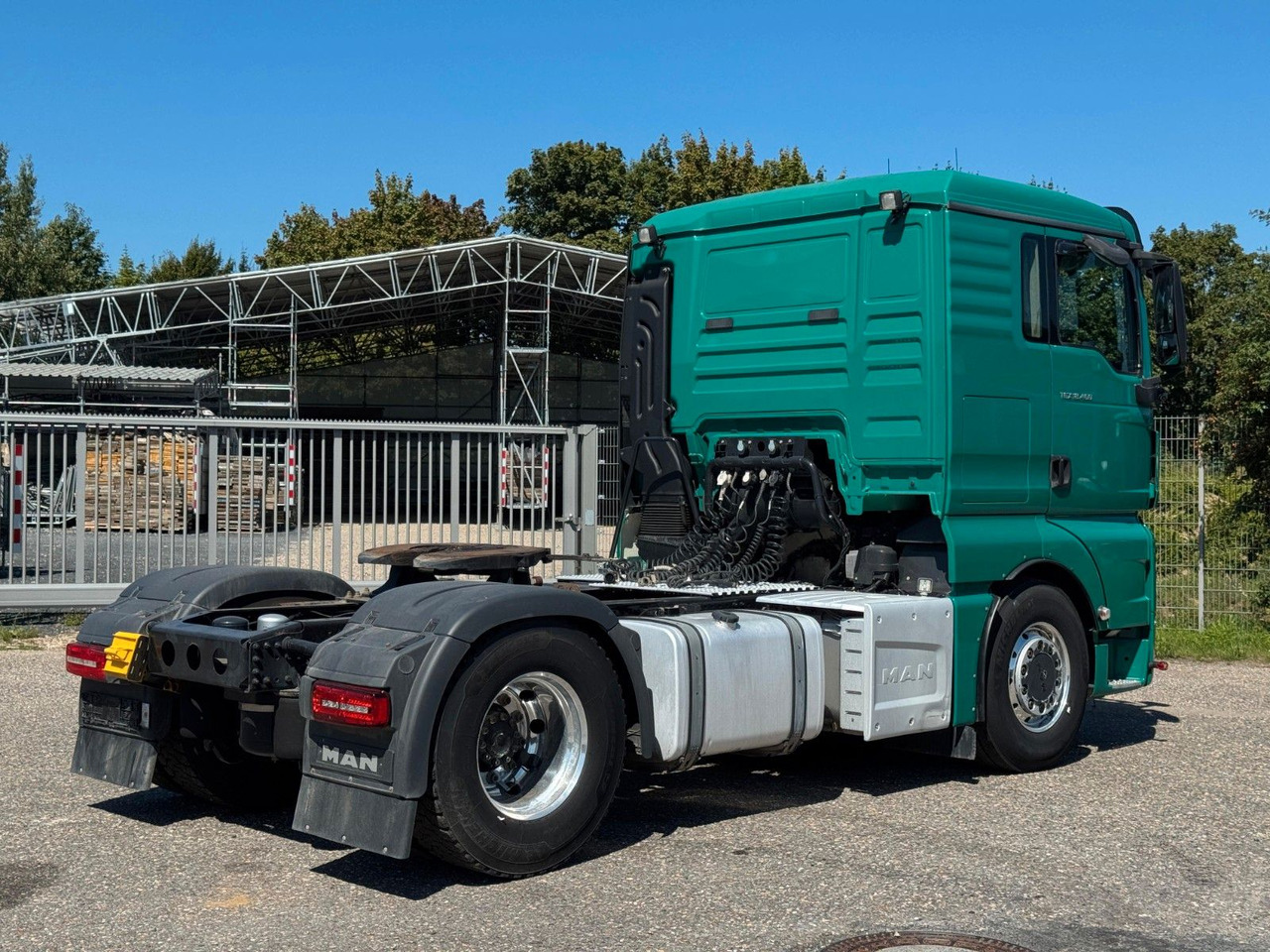 MAN 18.460 4x2 Kipphydr. | Standheiz. | Top Zustand - Tractor unit: picture 5 MAN 18.460 4x2 Kipphydr. | Standheiz. | Top Zustand - Tractor unit: picture 5