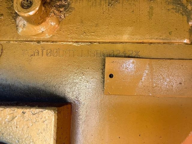 CAT D8T - Bulldozer: picture 2 CAT D8T - Bulldozer: picture 2