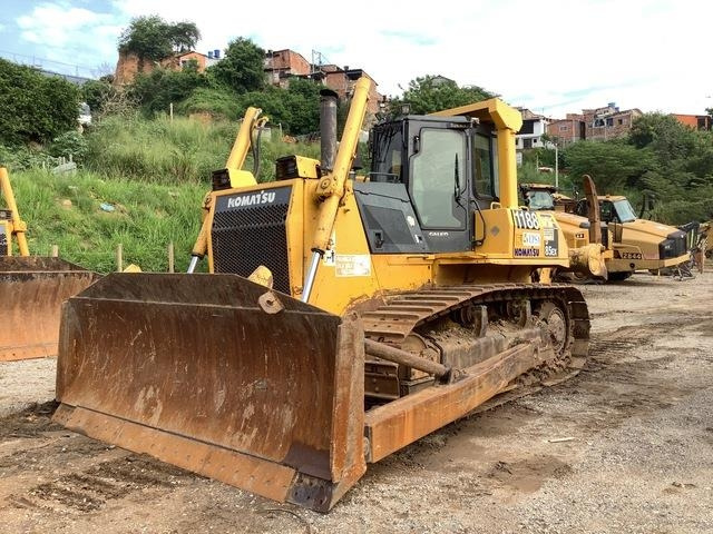 Komatsu D85EX-15 - Bulldozer: picture 1 Komatsu D85EX-15 - Bulldozer: picture 1