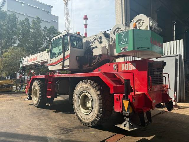 Link-Belt RTC8050-2 - Rough terrain crane: picture 3 Link-Belt RTC8050-2 - Rough terrain crane: picture 3