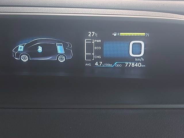 Toyota Prius Hybrid - Car: picture 5 Toyota Prius Hybrid - Car: picture 5