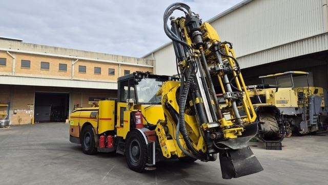 Atlas Copco Simba MC4 ITH - Drilling rig: picture 4 Atlas Copco Simba MC4 ITH - Drilling rig: picture 4