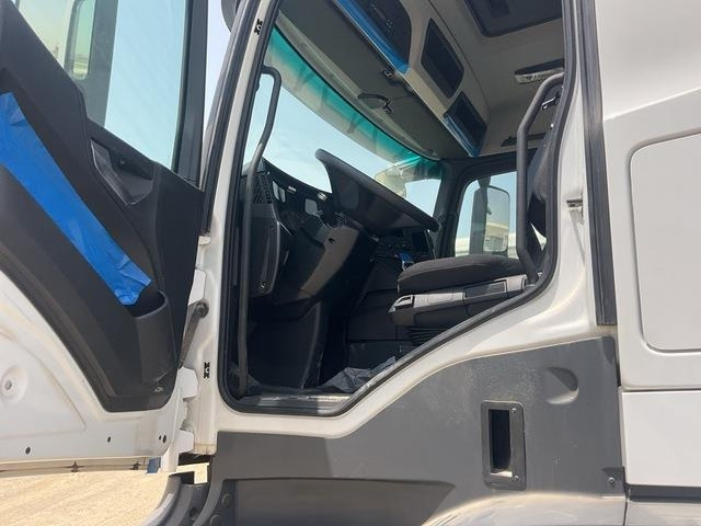 Mercedes-Benz Arocs 4240 leasing Mercedes-Benz Arocs 4240: picture 11