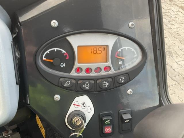 Bobcat L23 leasing Bobcat L23: picture 24 Bobcat L23 leasing Bobcat L23: picture 24