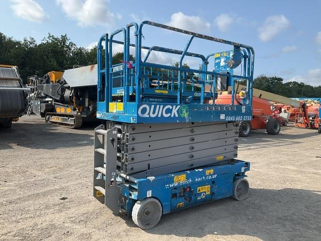 Genie GS4047 - Scissor lift: picture 3 Genie GS4047 - Scissor lift: picture 3